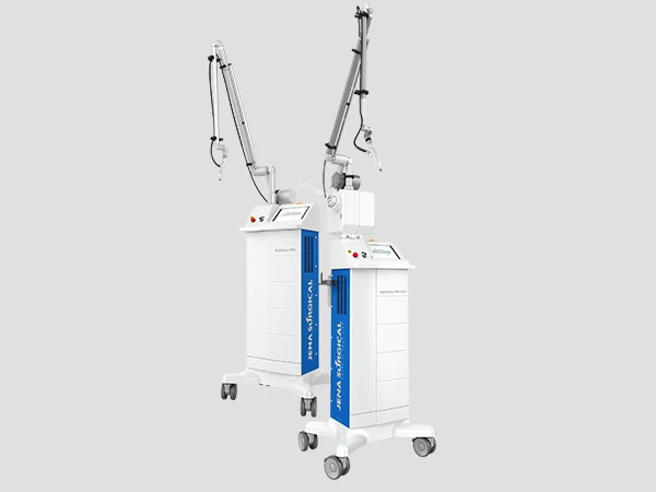 So sánh phương pháp Laser CO2 và Microneedling trong điều trị da liễu