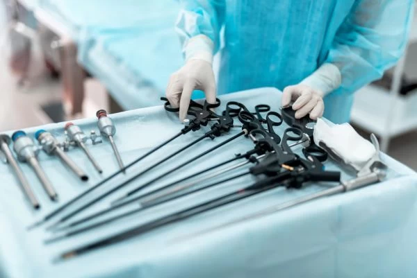Các thiết bị chuyên dụng trong phòng mổ 1