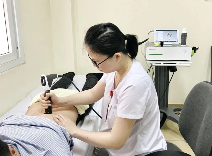 Điều trị bằng sóng xung kích sau đột quỵ