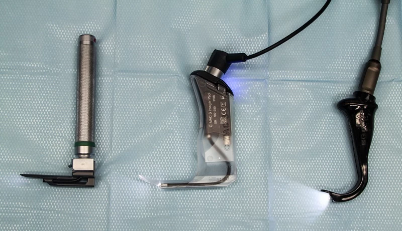 Lưỡi MIL (Miller)