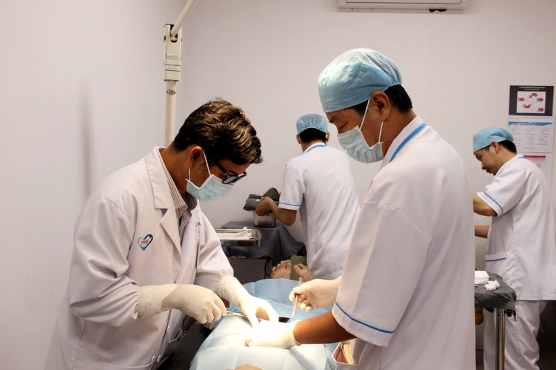 phẫu thuật mô mềm không chảy máu