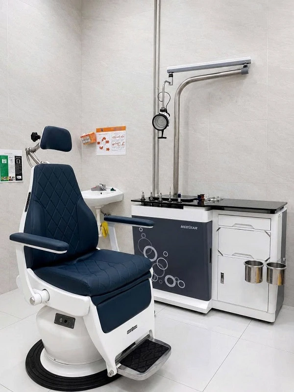 Bàn giao ghế khám tai mũi họng MC-4000A - hãng Medstar tại Trung tâm Y tế Thanh Khê, Đà Nẵng